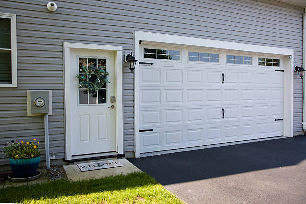 24/7 Emergency Garage Door Panel Replacement experts in Nevada County County, AR